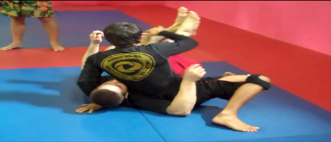 robson_moura_pass_arm_triangle